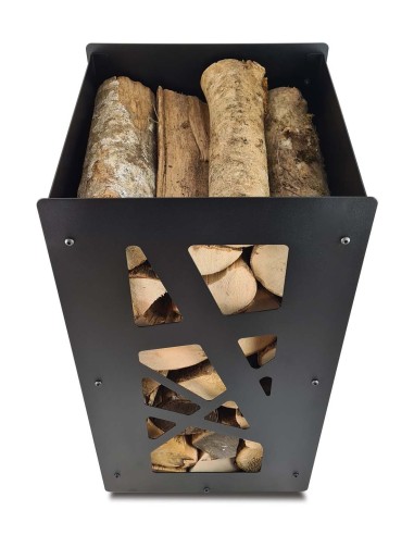 Un rangement à bûches pour poêle à bois