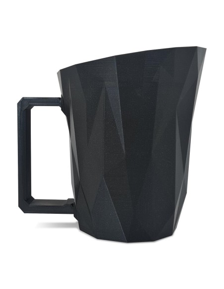 Pellet shovel to fill the pellet stove indoors
