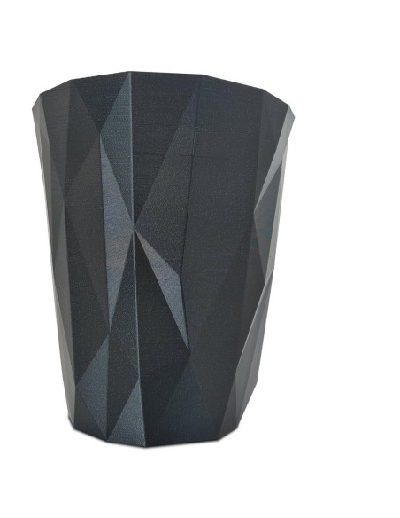 Pellet shovel to fill the pellet stove indoors