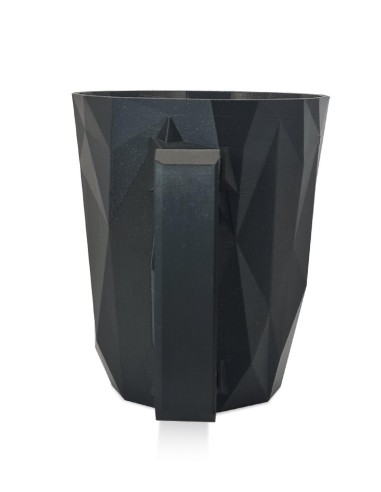 Pellet shovel to fill the pellet stove indoors