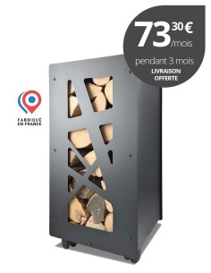 Panier à bûches de bois et bûche de bois compressées