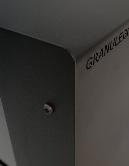The Granulebox is an indoor pellet tank to place next to the pellet stove.